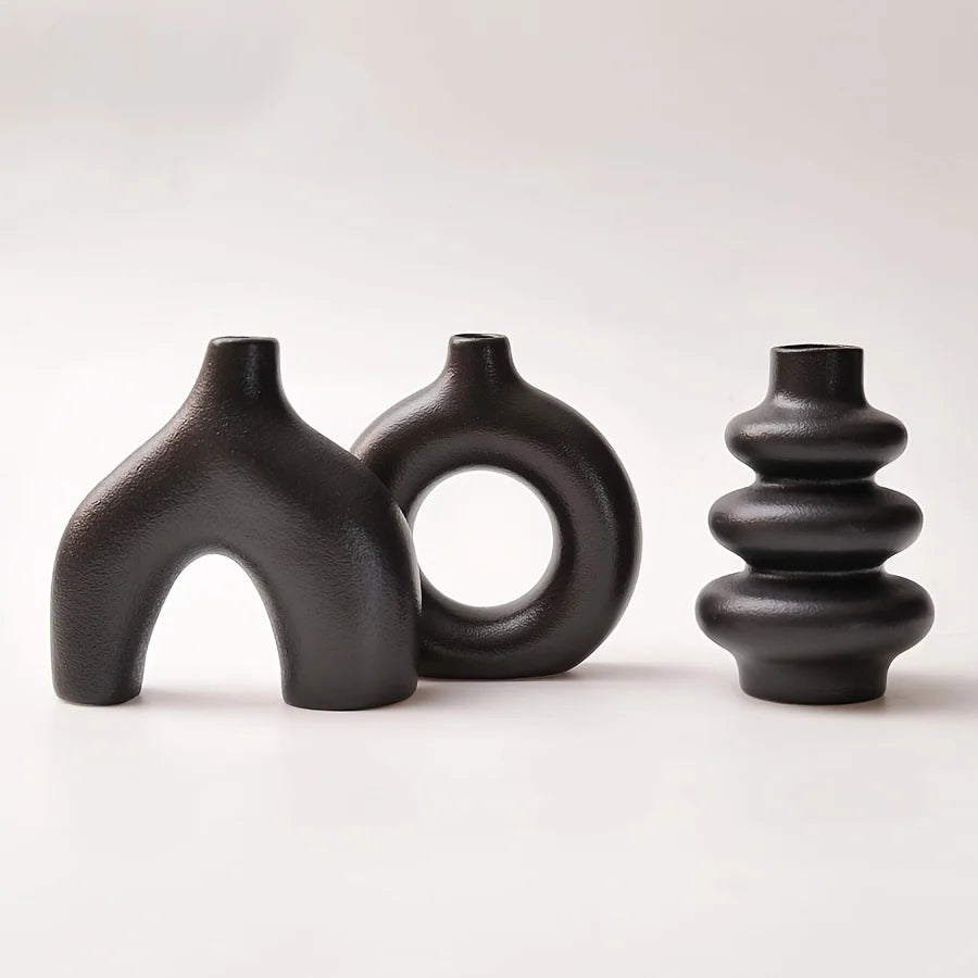 Nordic Bloom – Designer Ceramic Vase