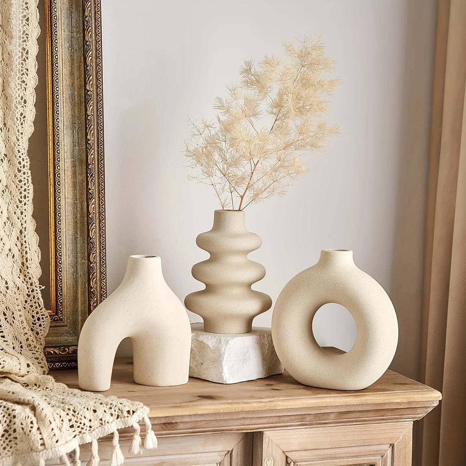 Nordic Bloom – Designer Ceramic Vase