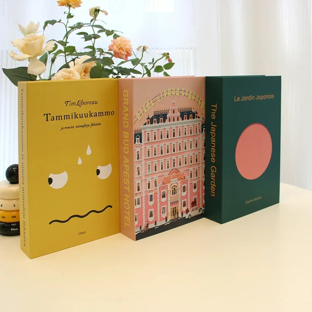 Atelier Decorative Book