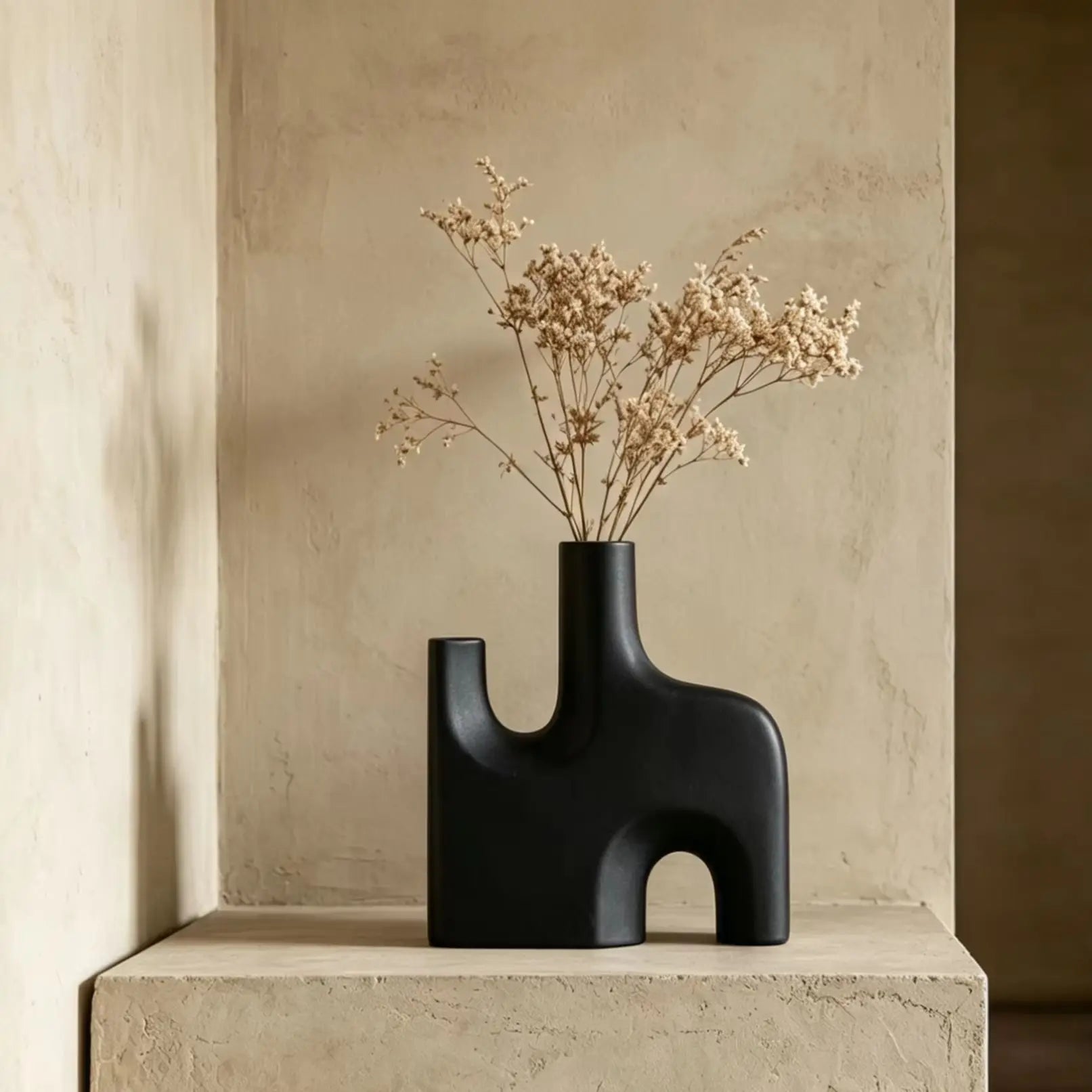 Arco Ceramic Vase