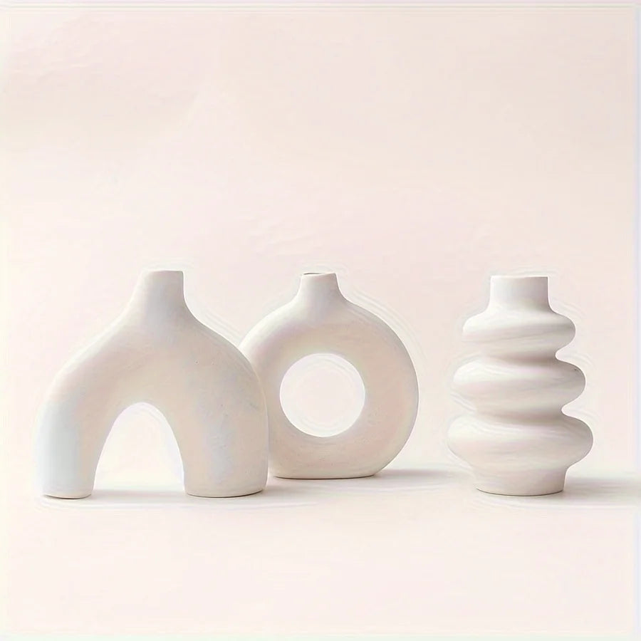 Nordic Bloom – Designer Ceramic Vase