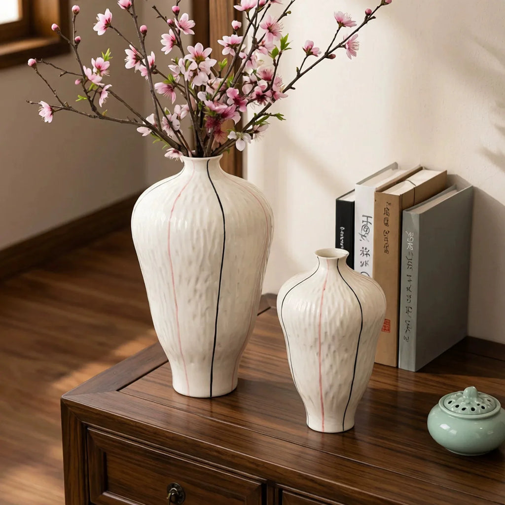 Linea – Geometric Ceramic Vase
