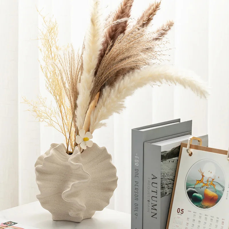 Petra – Geometric Ceramic Vase