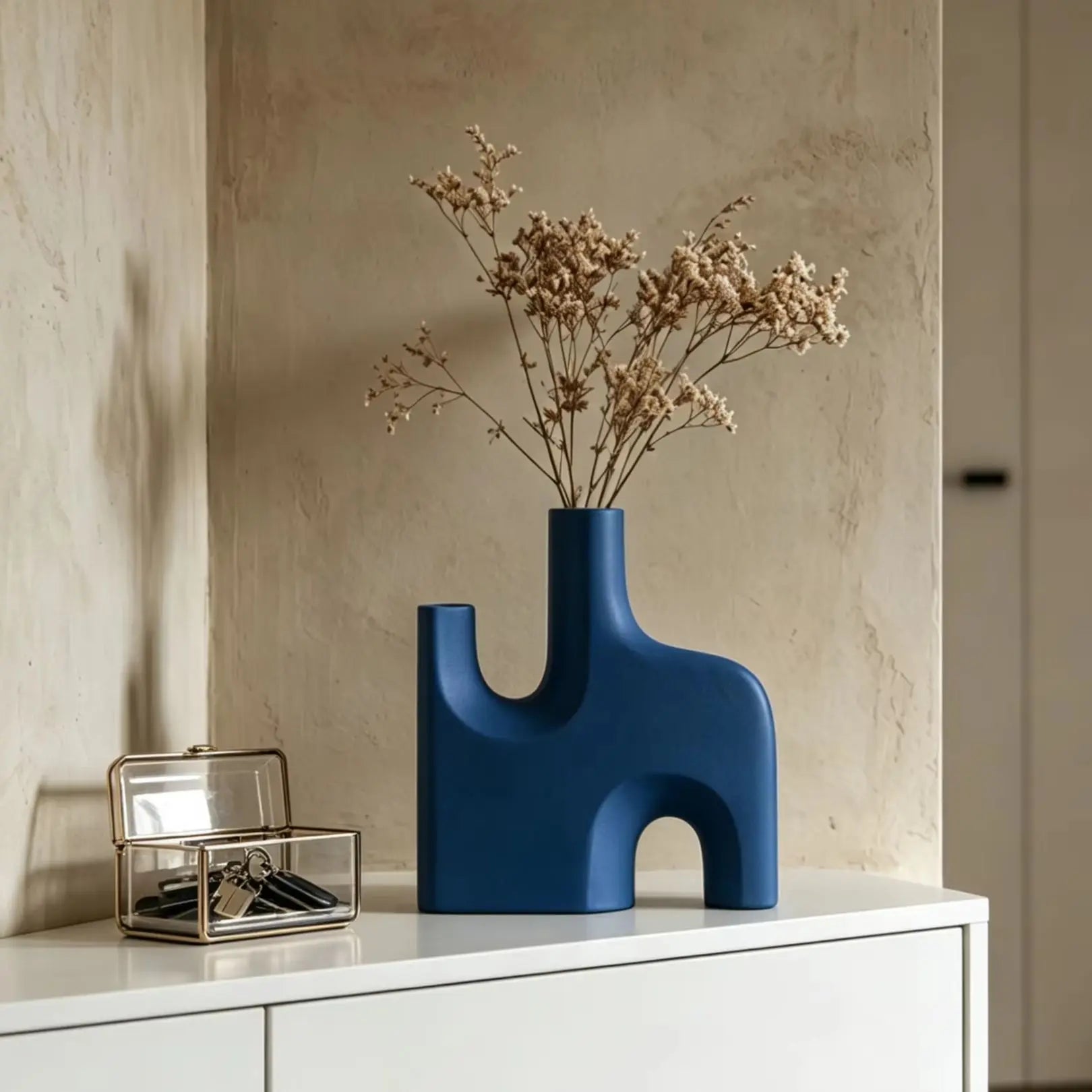 Arco Ceramic Vase